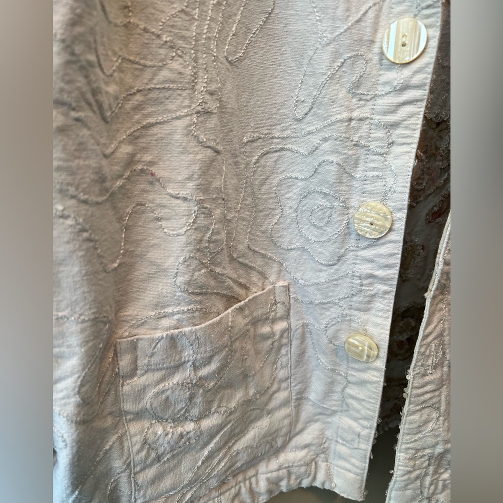 Parsley and sage size M reversible jacket. Embroidered flowers/cream. - Picture 10 of 11